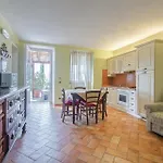 Kır Evi Corte Benedetto Montecarlo