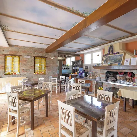 Corte Benedetto Country house Montecarlo